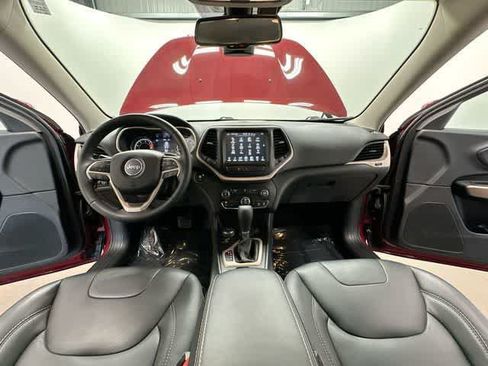 Used 2018 Jeep Cherokee Limited AWD/4WD image 20