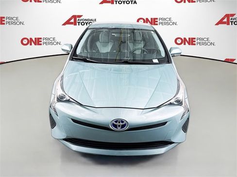 Certified 2016 Toyota Prius Two image 2