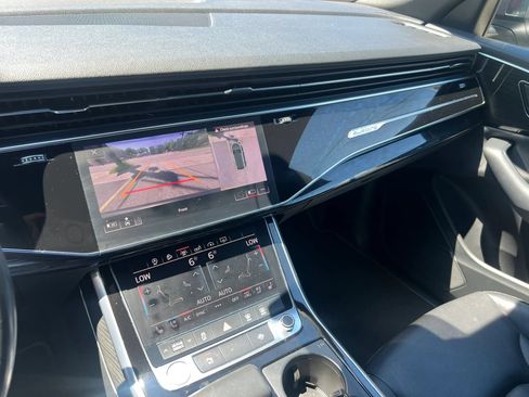 Used 2019 Audi Q8 Premium Plus AWD/4WD image 24