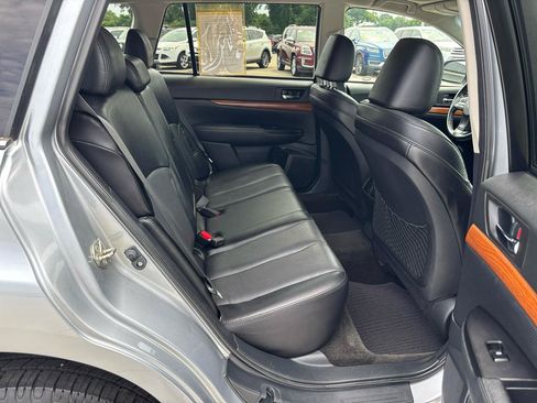 Used 2014 Subaru Outback 2.5i Limited AWD/4WD image 23
