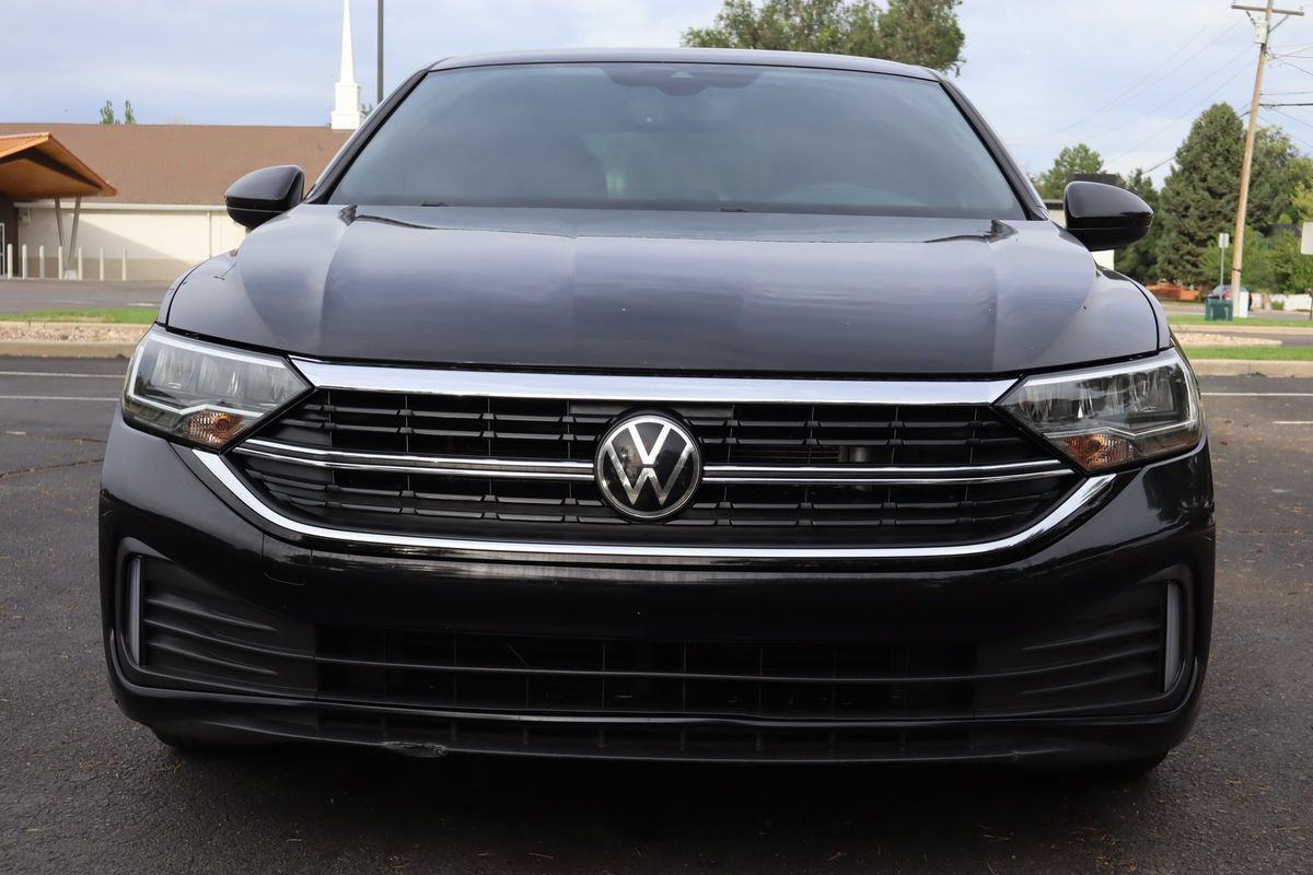 Used 2022 Volkswagen Jetta Sport FWD image 13