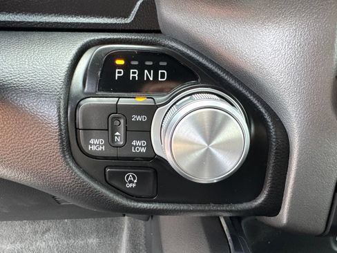 Used 2024 RAM 1500 Laramie AWD/4WD image 31