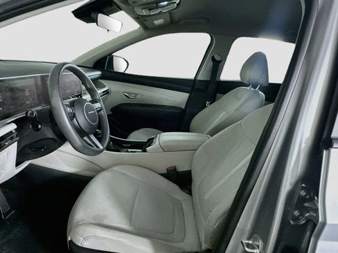 Used 2025 Hyundai Tucson SEL FWD image 13