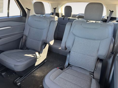 New 2026 Ford Explorer Active image 16