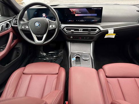 Used 2024 BMW i4 eDrive40 w/ Premium Package image 17
