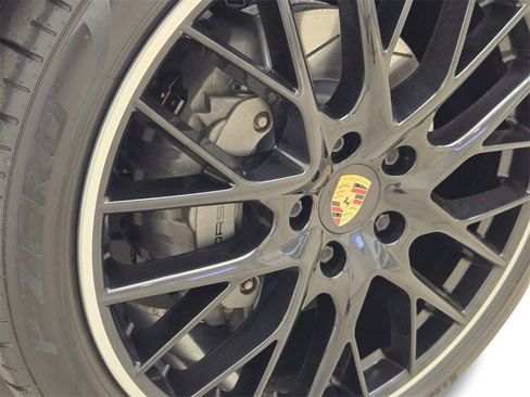Used 2018 Porsche Panamera 4S Executive w/ Sportdesign Package image 13
