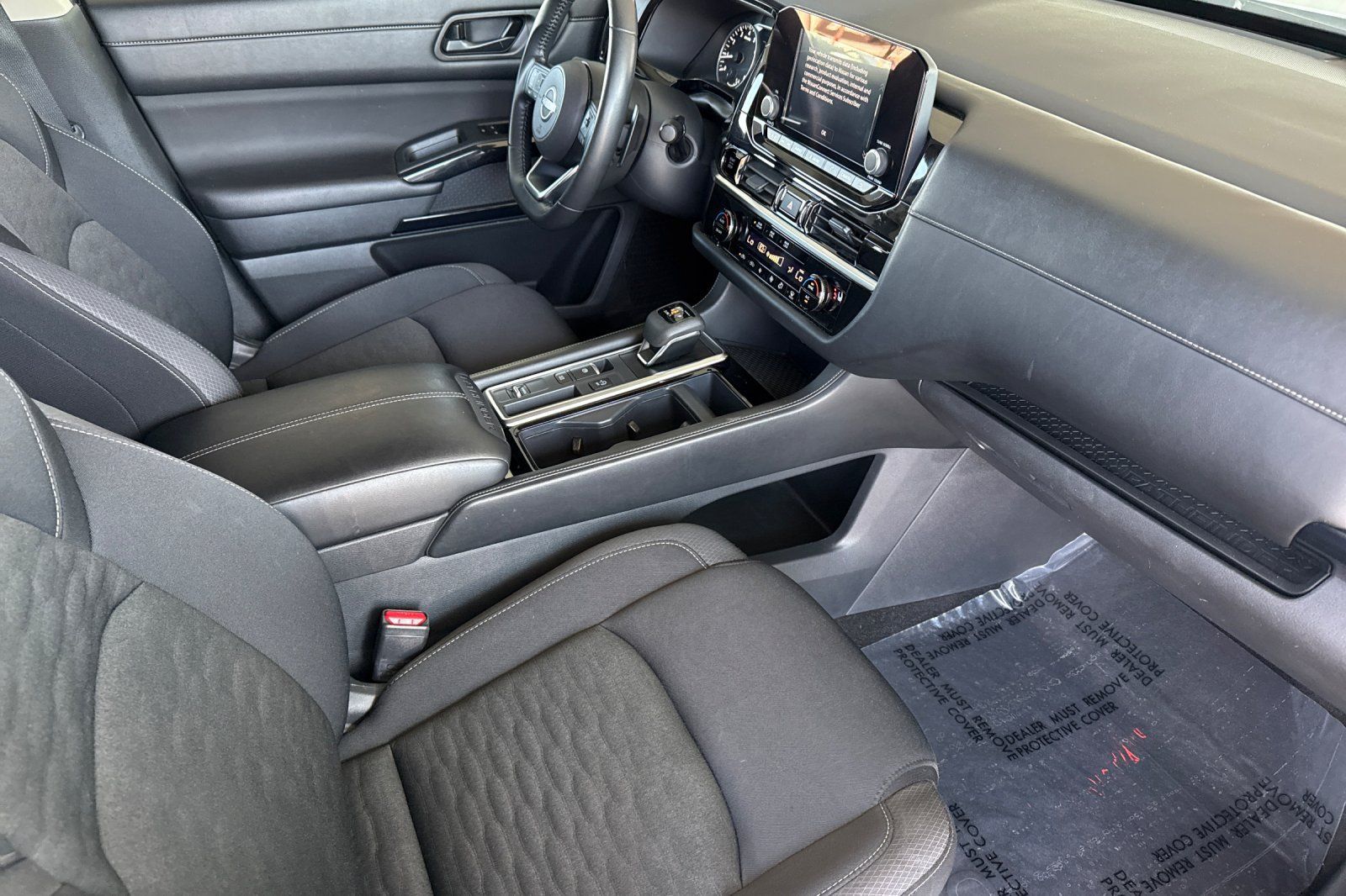 Certified 2025 Nissan Pathfinder SV FWD image 22