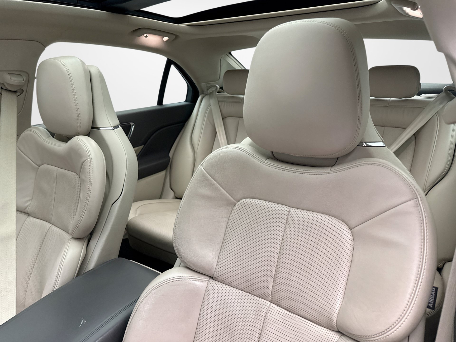 Used 2020 Lincoln Continental Reserve AWD/4WD image 11