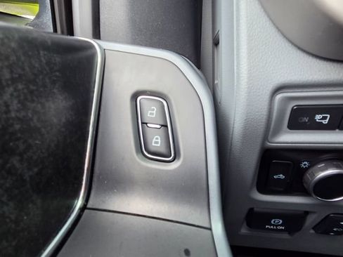 Used 2023 Ford F150 Lightning XLT AWD/4WD image 40
