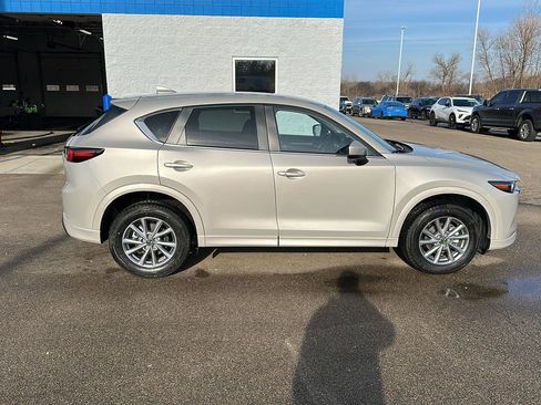 Used 2025 MAZDA CX-5 AWD 2.5 S w/ Select Package image 10