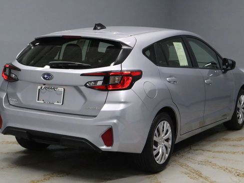 Used 2025 Subaru Impreza 2.0i image 11