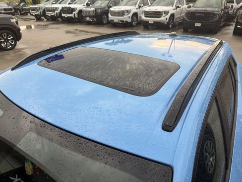 Used 2024 Chevrolet Trax RS w/ Sunroof Package FWD image 8