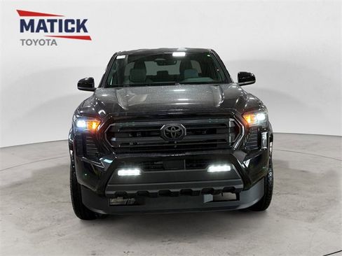 New 2026 Toyota Tacoma SR5 image 2