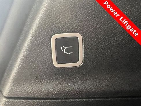 Used 2019 Chrysler Pacifica Touring Plus w/ S Appearance Package image 26