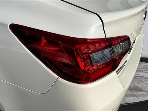 Used 2018 Subaru Legacy 2.5i Limited AWD/4WD image 21