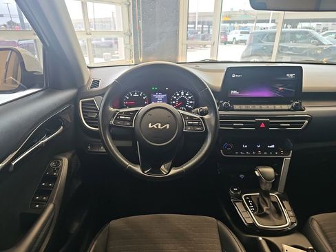 Used 2022 Kia Seltos S image 15