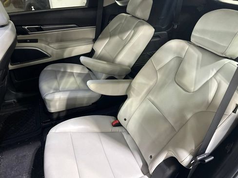 Used 2024 Kia Telluride S w/ S Sunroof Package AWD/4WD image 12