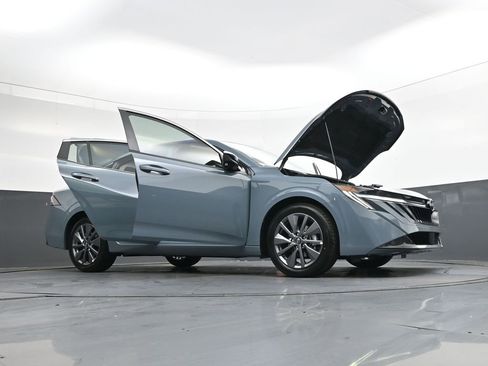 New 2026 Nissan Sentra SL FWD image 48