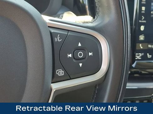 Used 2020 Volvo XC60 T5 Momentum w/ Protection Package AWD/4WD image 8