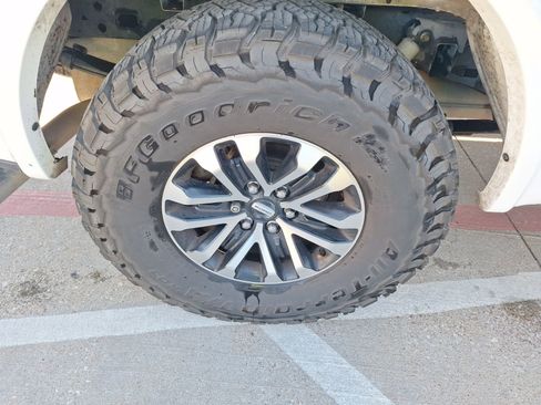 Used 2016 Ford F150 XLT w/ Equipment Group 302A Luxury image 11