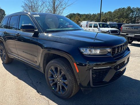 New 2026 Jeep Grand Cherokee Limited Reserve image 5