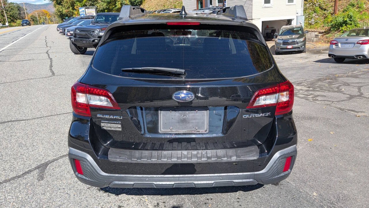 Used 2019 Subaru Outback 2.5i Limited AWD/4WD image 11