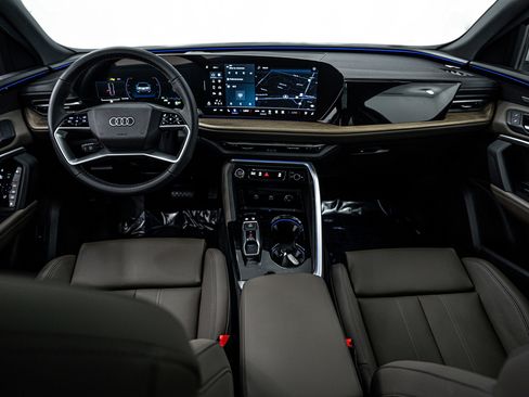 New 2025 Audi Q5 Premium Plus image 8