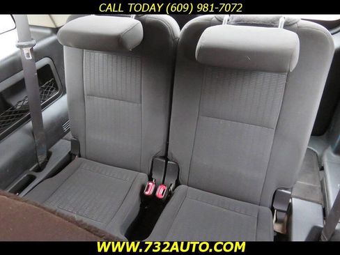 Used 2009 Ford Explorer XLT image 11