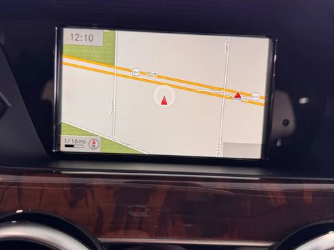 Used 2015 Mercedes-Benz GLK 350 4MATIC image 30