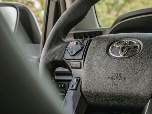 Used 2021 Toyota 4Runner TRD Off-Road Premium image 28