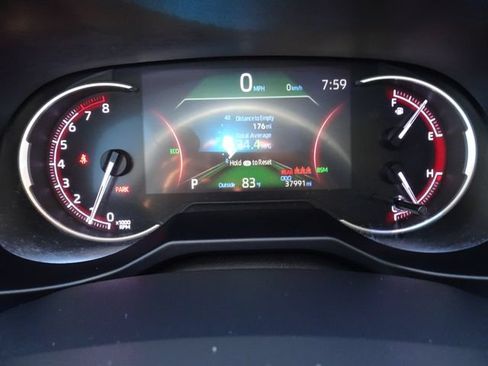 Used 2024 Toyota RAV4 XLE Premium FWD image 12