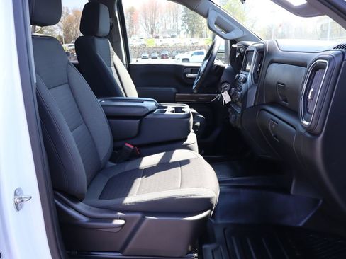 Used 2023 Chevrolet Silverado 3500 LT AWD/4WD image 16