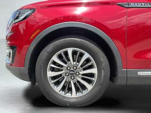 Used 2020 Lincoln Nautilus FWD w/ Equipment Group 101A image 32
