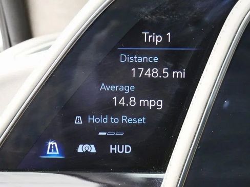 Used 2021 Cadillac Escalade Premium Luxury Platinum AWD/4WD image 33
