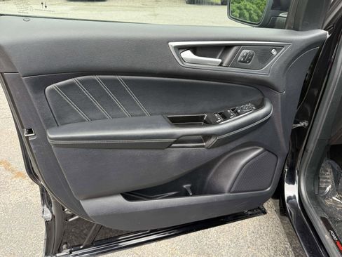 Used 2020 Ford Edge ST w/ Equipment Group 401A AWD/4WD image 17