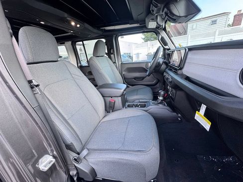 New 2026 Jeep Wrangler Unlimited Sport AWD/4WD image 18