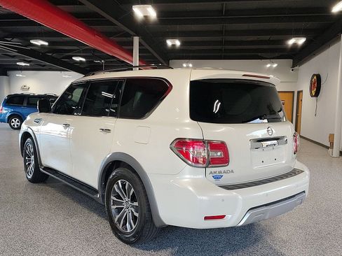 Used 2017 Nissan Armada SL w/ Interior Lighting Package AWD/4WD image 6