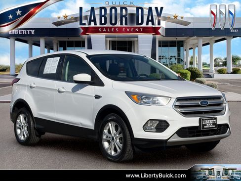Used 2019 Ford Escape SE AWD/4WD image 1