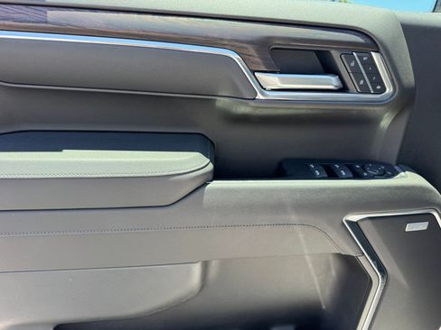 New 2026 GMC Sierra 1500 SLT AWD/4WD image 17
