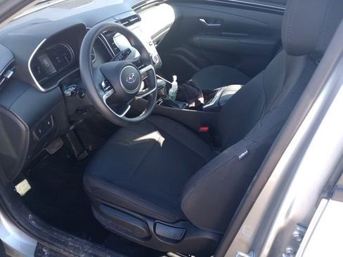 Certified 2023 Hyundai Tucson SE image 6