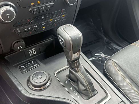 Certified 2022 Ford Ranger Lariat w/ Equipment Group 501A High image 32