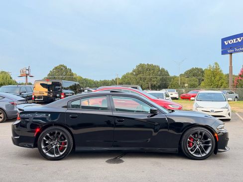 Used 2023 Dodge Charger R/T w/ Plus Group RWD image 7