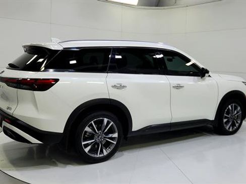Used 2024 INFINITI QX60 Luxe w/ Vision Package FWD image 8