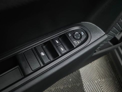 Used 2025 MINI Cooper S FWD image 28