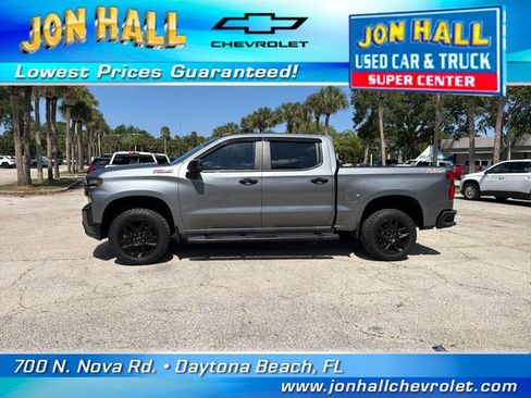 Used 2022 Chevrolet Silverado 1500 LT Trail Boss w/ Bed Protection Package AWD/4WD image 4