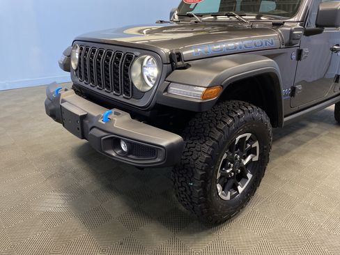 Certified 2025 Jeep Wrangler Rubicon w/ Safety Group image 48