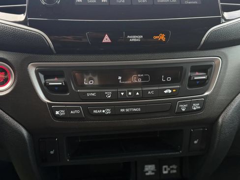 Used 2023 Honda Passport TrailSport image 34