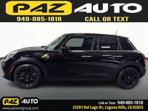 Used 2017 MINI Cooper 4-Door Hardtop image 2