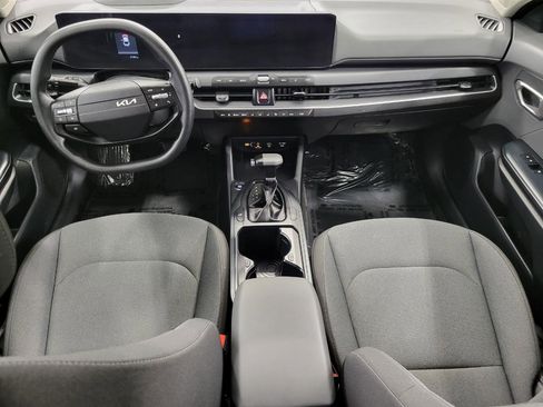 Used 2025 Kia K4 FWD image 6