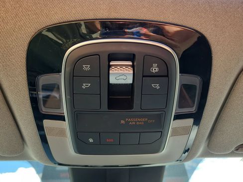 Used 2022 Hyundai Santa Fe Limited w/ Cargo Package AWD/4WD image 26